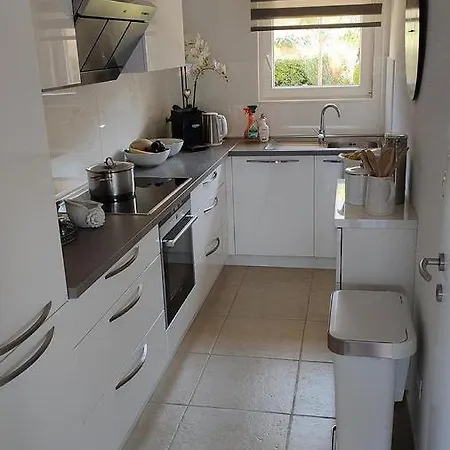 Semesterbostad House Mala Trogir