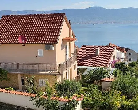 Semesterbostad House Mala Trogir